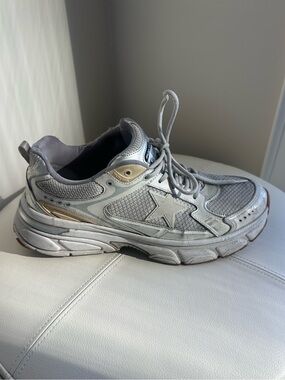 Golden Goose Light Star Sneakers in Off-White silver and gold